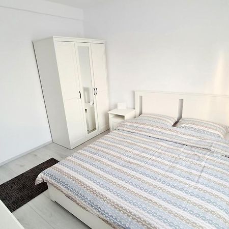 Belle Apartments - Central ปีเตช ภายนอก รูปภาพ