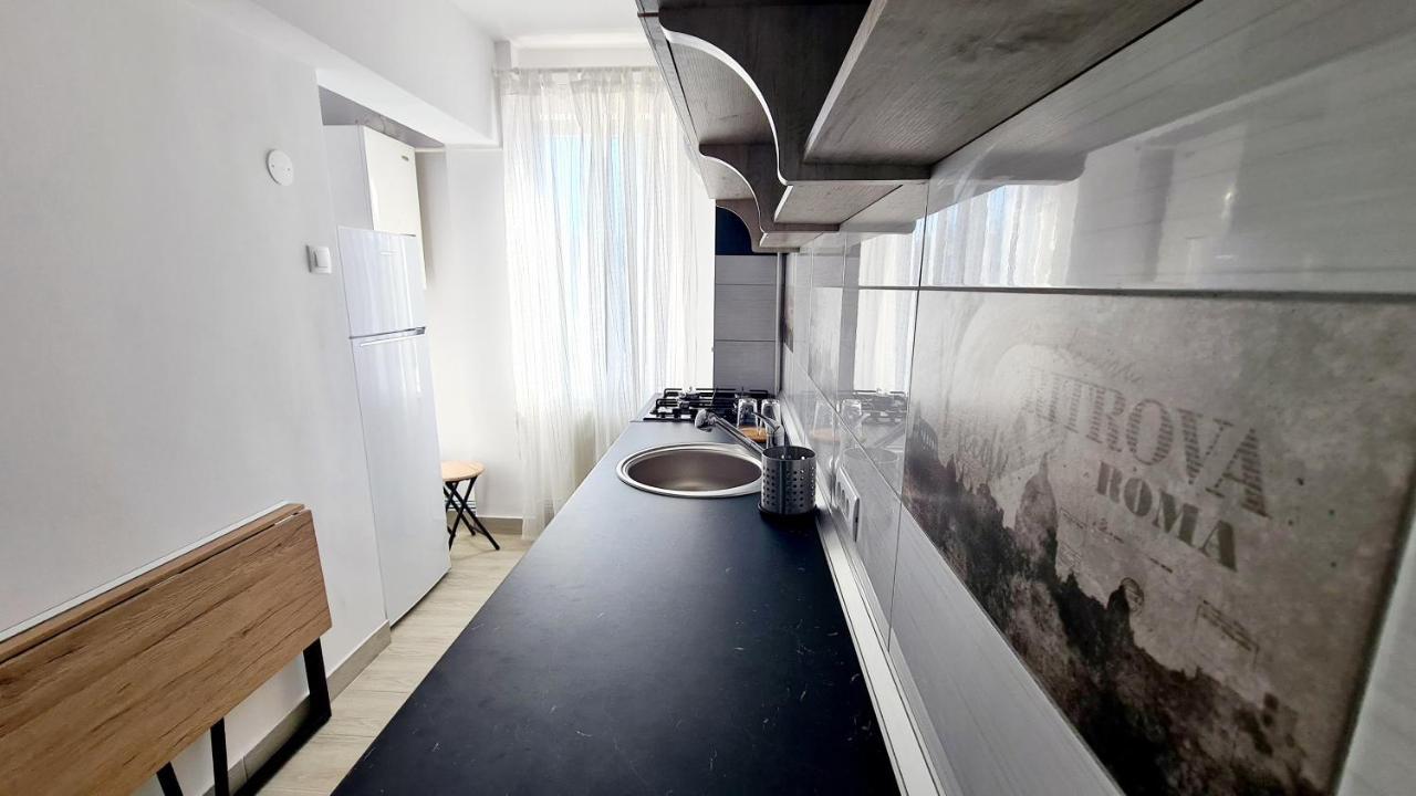 Belle Apartments - Central ปีเตช ภายนอก รูปภาพ